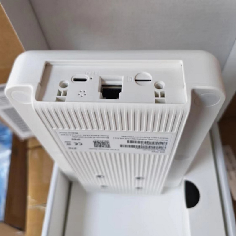 Modem extérieur 5G/4G ZTE MC88 - 5G Outdoor Cpe Nsa Sa avis et prix